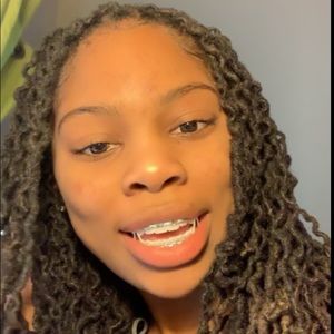 Meet your Posher, Jaylah